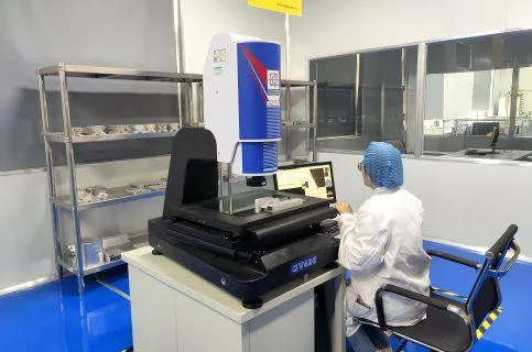 Precisione della lega di alluminio che lavora i prodotti a macchina di CNC per i vassoi della batteria del veicolo elettrico con buon servizio